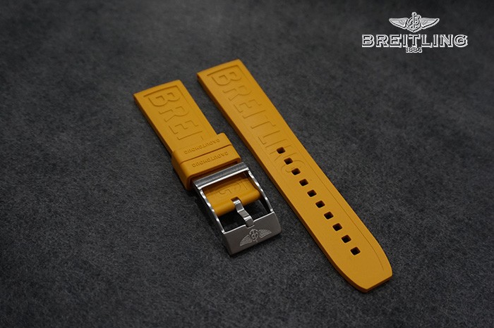 2022 SUMMER REPLACEMENT BREITLING YELLOW DIVER PRO RUBBER STRAP - 22 MM. BUCKLE INCLUDED