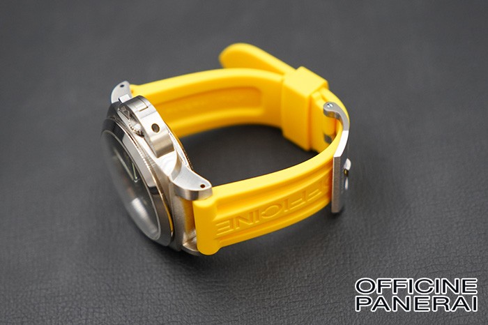 2021 Edition Panerai Yellow 24.0/22.0 MM Synthetic Rubber Aftermarket Replacement Strap