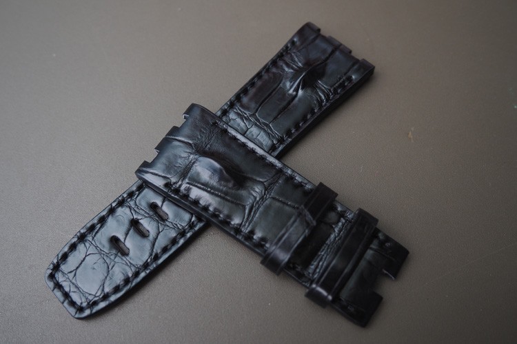 30x24 Cool Black Color Custom Handmade Alligator Crocodile  Leather Strap Band For Audemars Piguet ROYAL OAK OFFSHORE 44MM Case